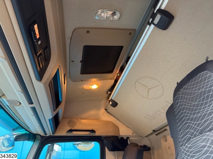 Mercedes Actros 1845