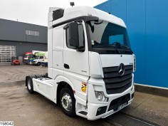 Mercedes Actros 1845