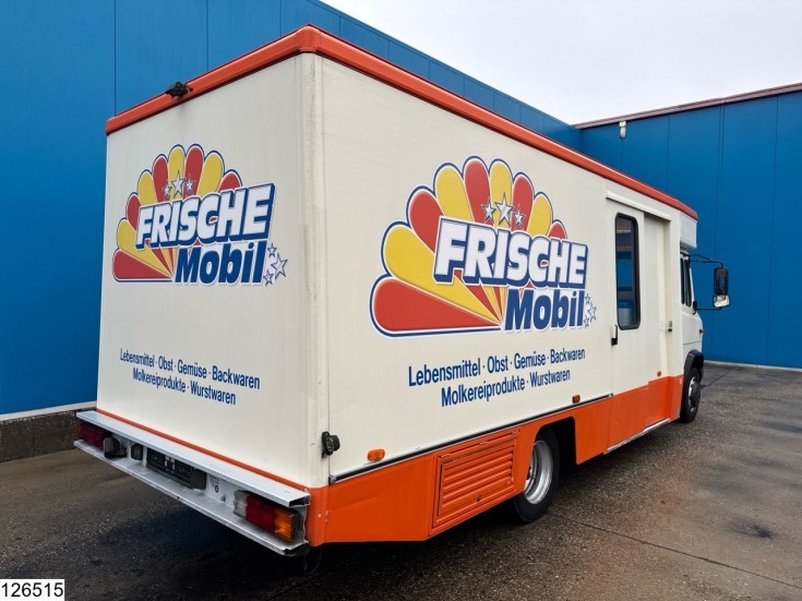 Mercedes Vario 813 D