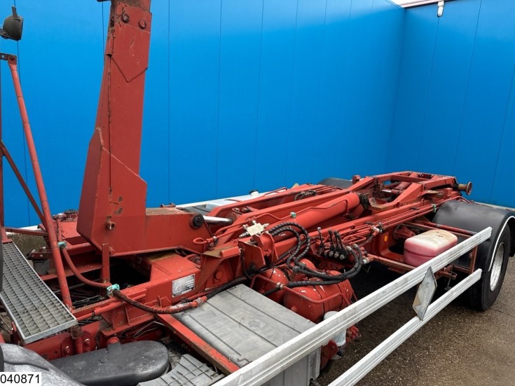 Iveco EuroTech 190E38