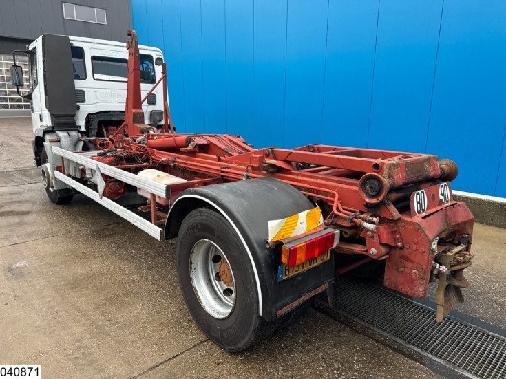 Iveco EuroTech 190E38