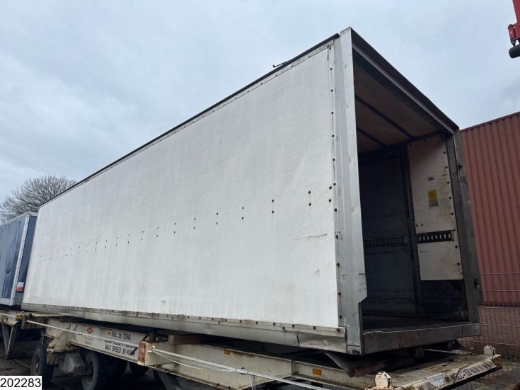 SMCI Gesloten laadbak