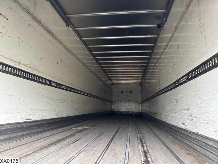 Fruehauf gesloten bak