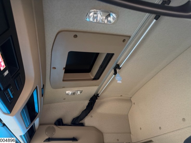 Mercedes Actros 1848