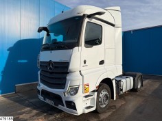 Mercedes Actros 1845