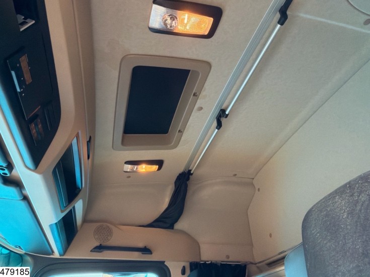 Mercedes Actros 1845