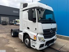 Mercedes Actros 1845