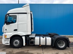 Mercedes Actros 1845