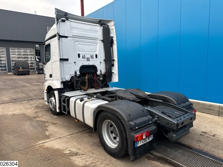 Mercedes Actros 1845