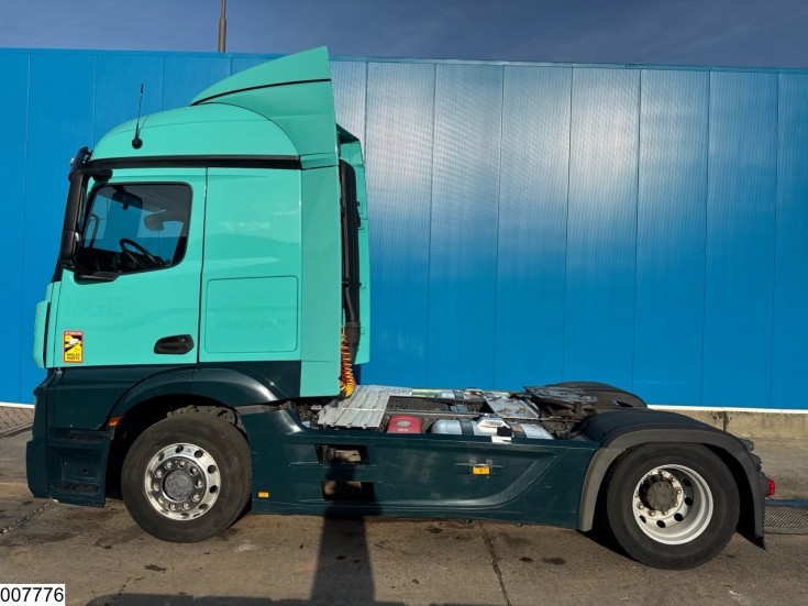 Mercedes Actros 1848