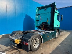 Mercedes Actros 1848