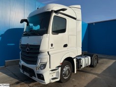 Mercedes Actros 1845