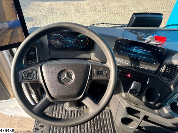 Mercedes Actros 1845