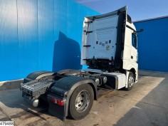 Mercedes Actros 1845