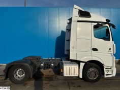 Mercedes Actros 1845