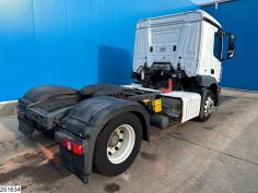 Mercedes Actros 1843