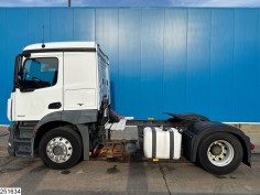 Mercedes Actros 1843