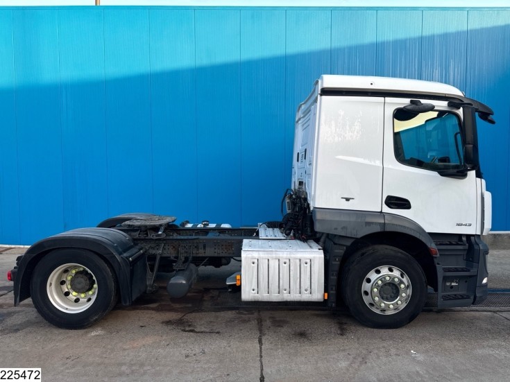 Mercedes Actros 1843