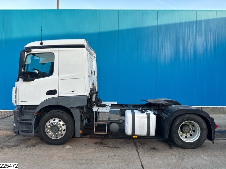 Mercedes Actros 1843