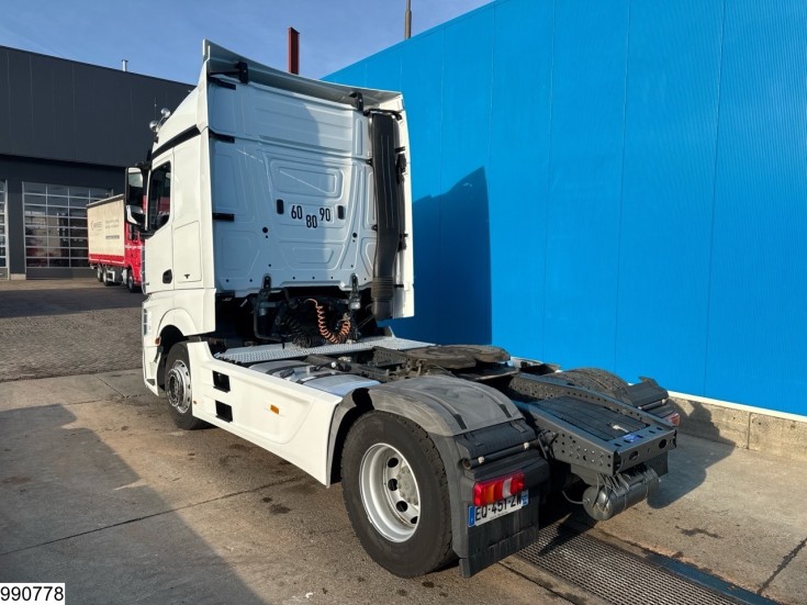 Mercedes Actros 1842