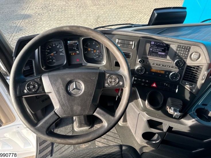 Mercedes Actros 1842