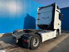 Mercedes Actros 1842