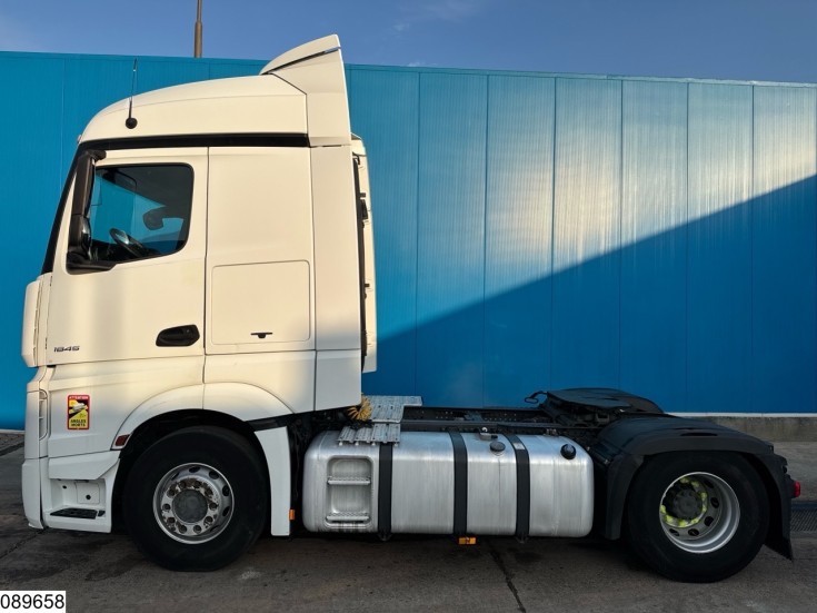 Mercedes Actros 1845