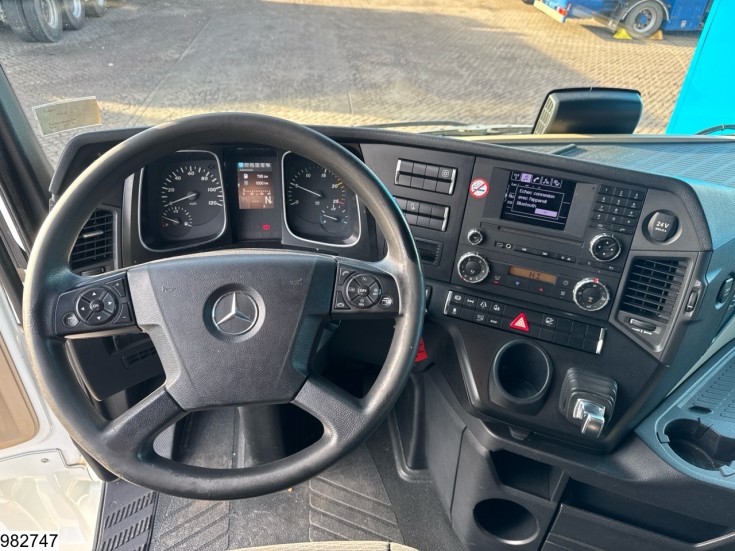 Mercedes Actros 1845