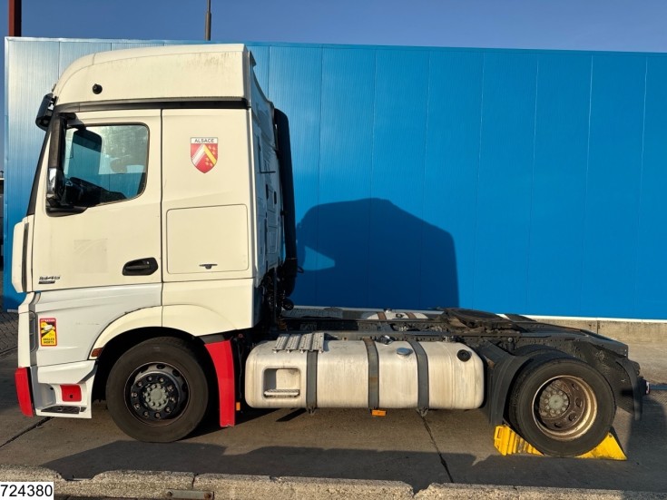 Mercedes Actros 1845