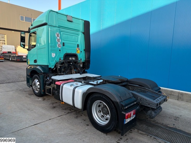 Mercedes Actros 1848