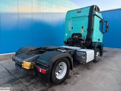 Mercedes Actros 1848