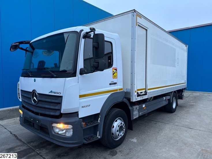 Mercedes Atego 1523