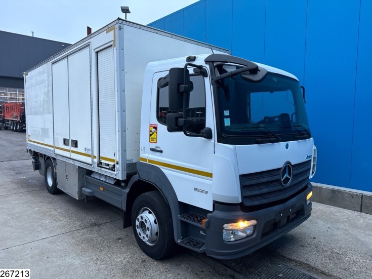 Mercedes Atego 1523