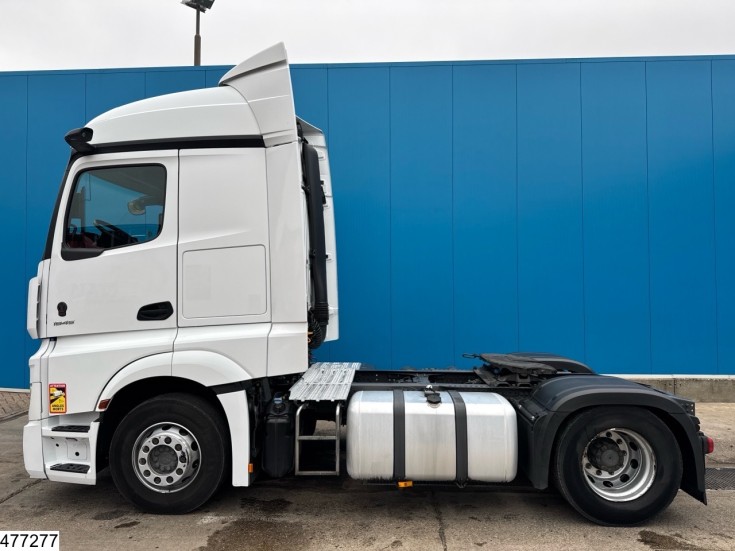 Mercedes Actros 1845