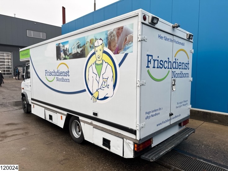 Mercedes Vario 815 D