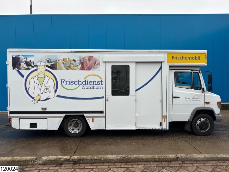 Mercedes Vario 815 D