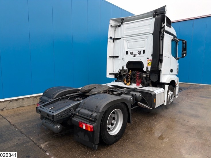 Mercedes Actros 1845