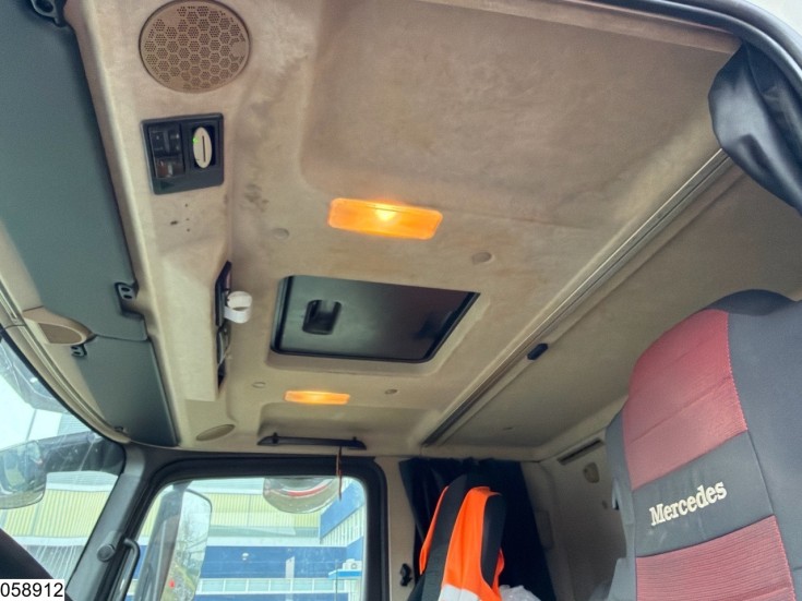 Mercedes Actros 1843