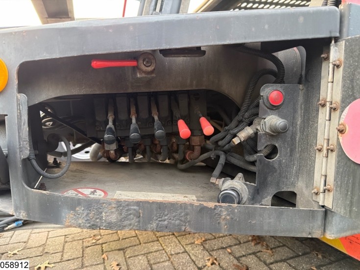 Mercedes Actros 1843