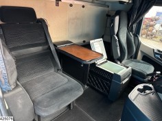 Mercedes Actros 1845