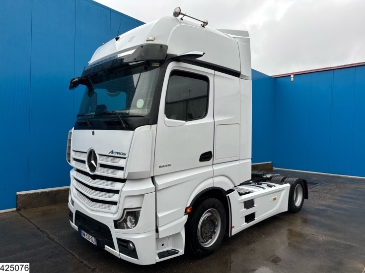 Mercedes Actros 1845