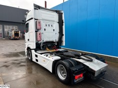 Mercedes Actros 1845