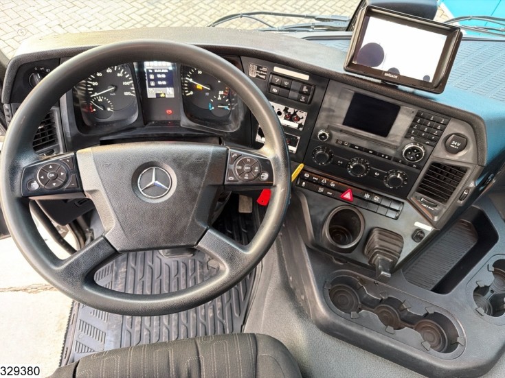 Mercedes Arocs 1833