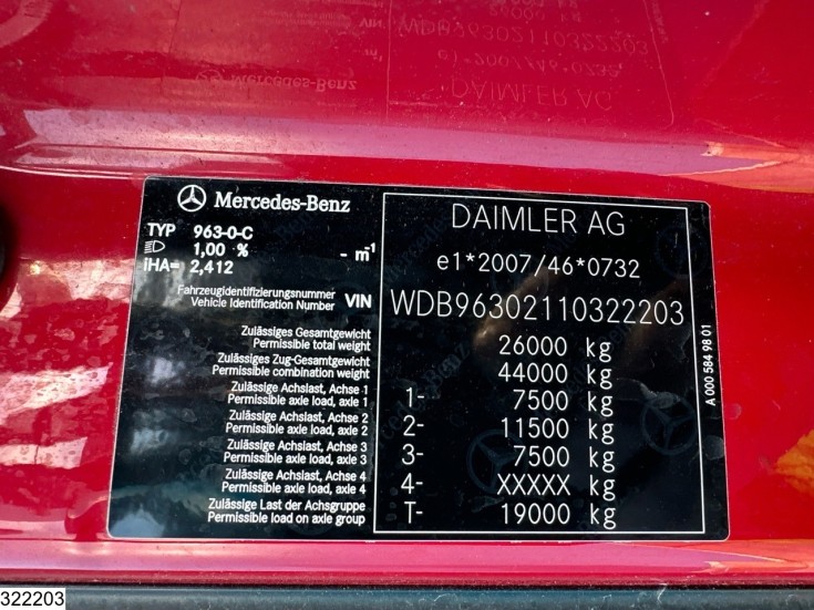 Mercedes Actros 2548