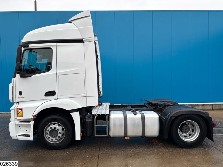 Mercedes Actros 1845