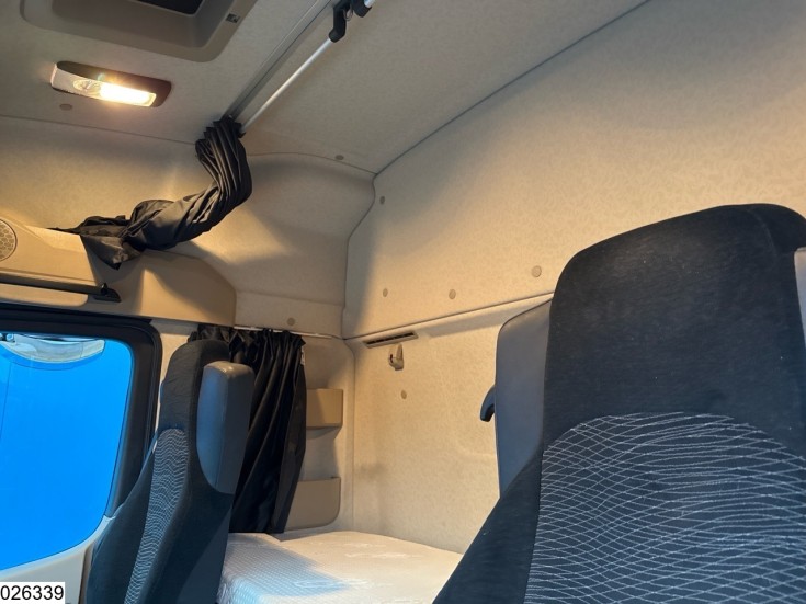 Mercedes Actros 1845