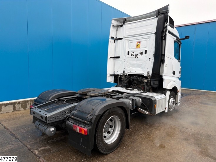 Mercedes Actros 1845