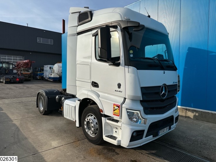 Mercedes Actros 1845