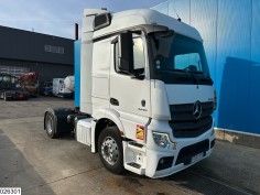 Mercedes Actros 1845