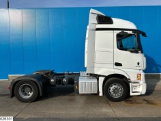 Mercedes Actros 1845